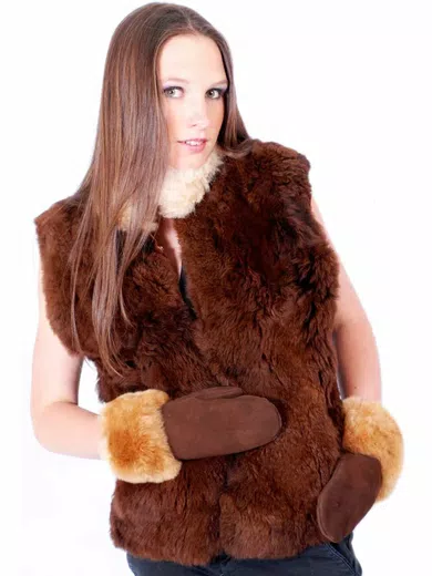 Alpaca Fur Mitt d02