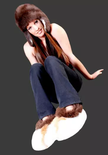 Warm Baby Alpaca Fur Fuzzy Slippers d02