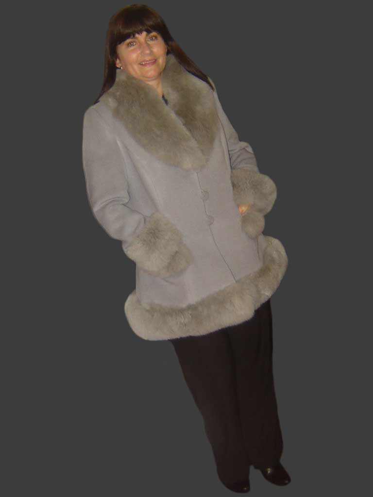 Elegant Baby alpaca Fur Trimmed Coat
